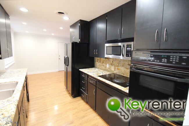 Building Photo - 4741 Foster Way