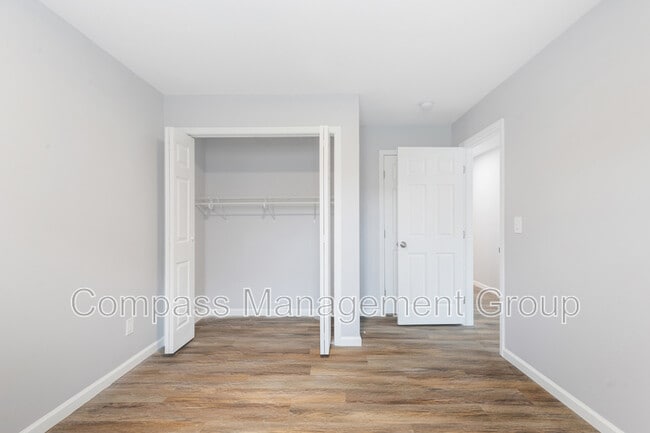 Building Photo - 6900 Seaver Dr NW