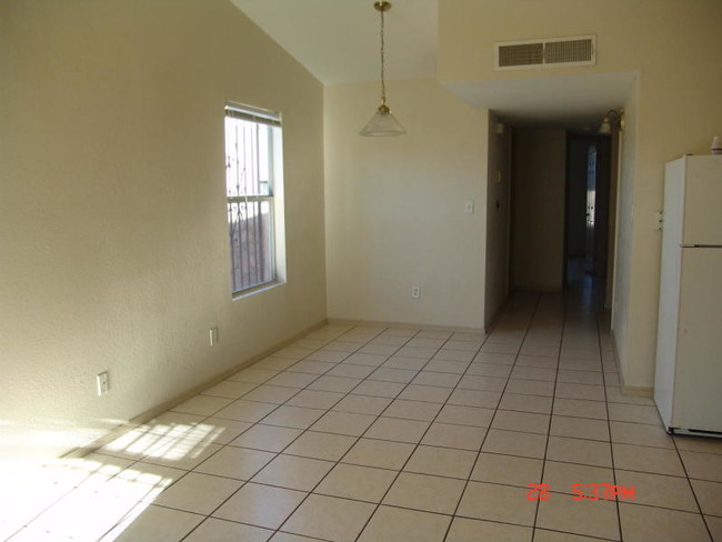 Building Photo - 8836 Norton St