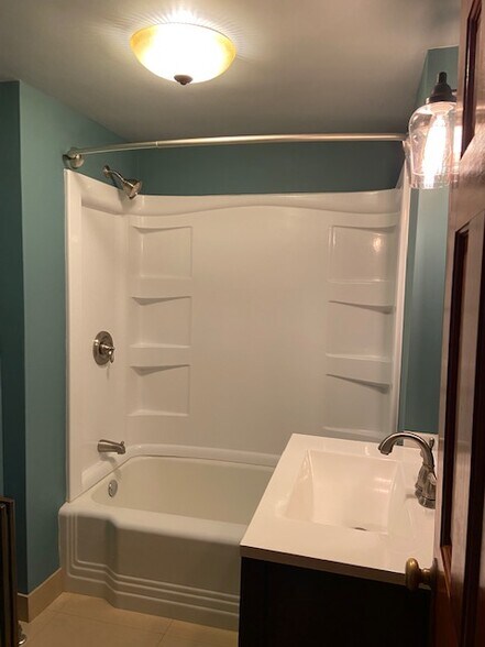 Building Photo - 467 Worthington Rdg