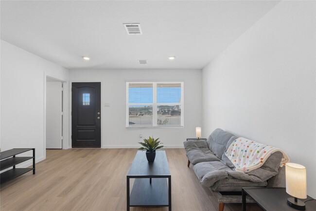 Building Photo - 12366 Sword Point Ct