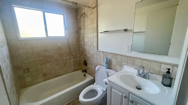 Building Photo - 3606 Bickerstaff Rd