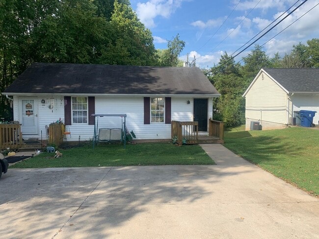 Primary Photo - 5340 Beechwood Dr