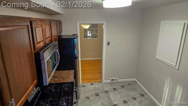 Building Photo - 23850 Rosewood St