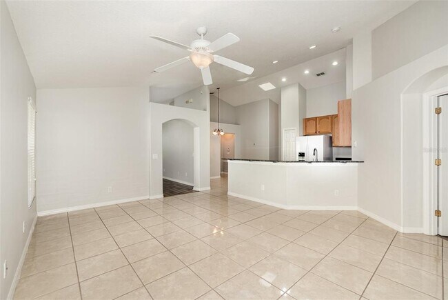 Building Photo - 1610 Song Sparrow Ct