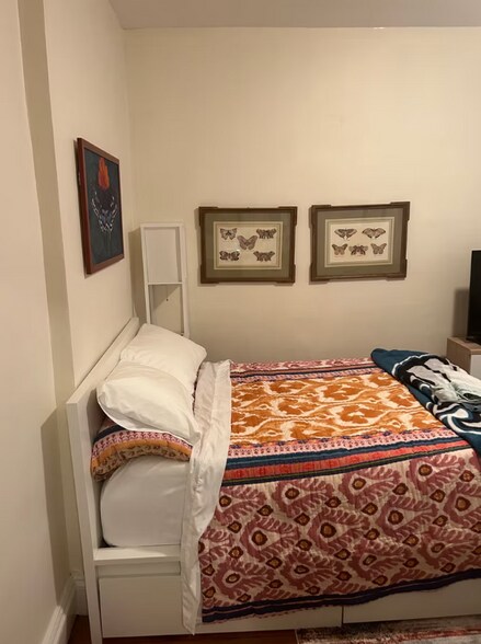 Apt 2 - 211 Park Dr