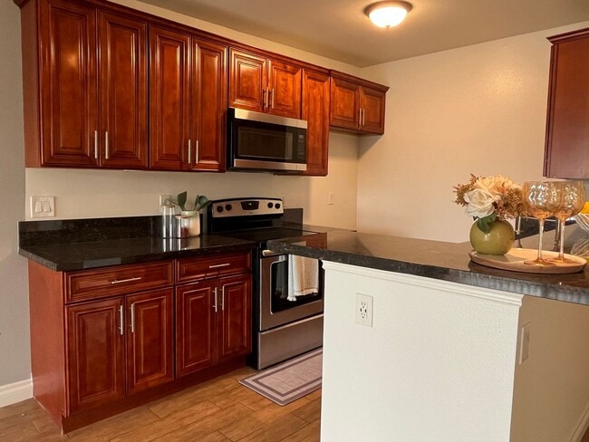 Building Photo - Citrus Cove Apartments 1 br