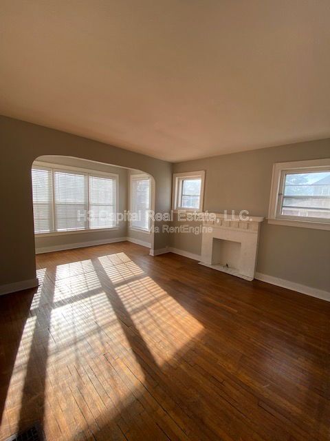 Building Photo - 2449 Cleveland Blvd