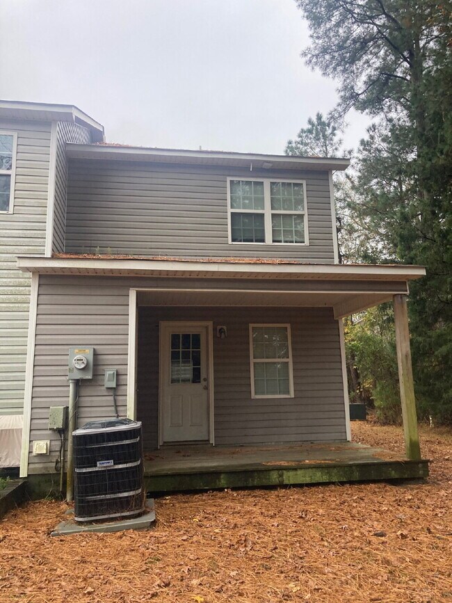 Building Photo - 300 Burley Dr