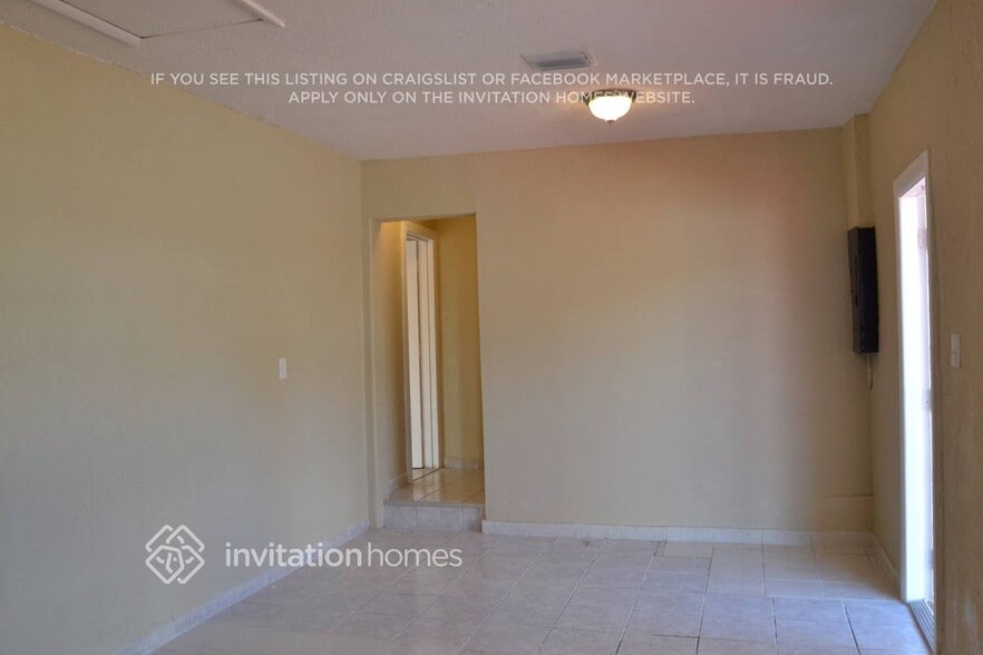 Building Photo - 11111 SW 38th St