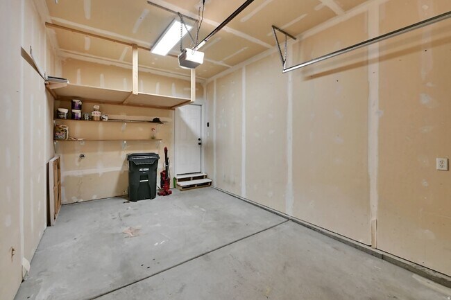 Building Photo - 14848 Ox Cart Ln