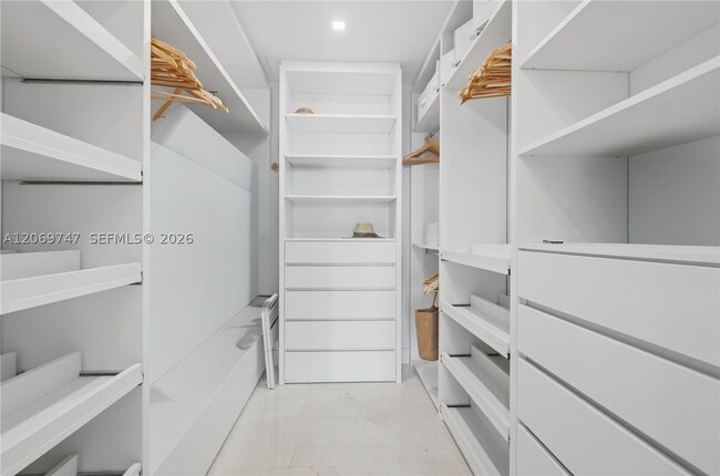 Building Photo - 360 Ocean Dr