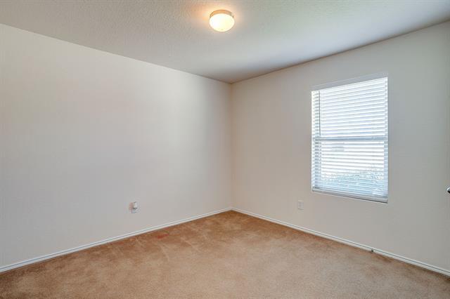 Building Photo - 2417 Buffalo Run