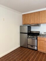 Building Photo - 8028 Blackburn Ave