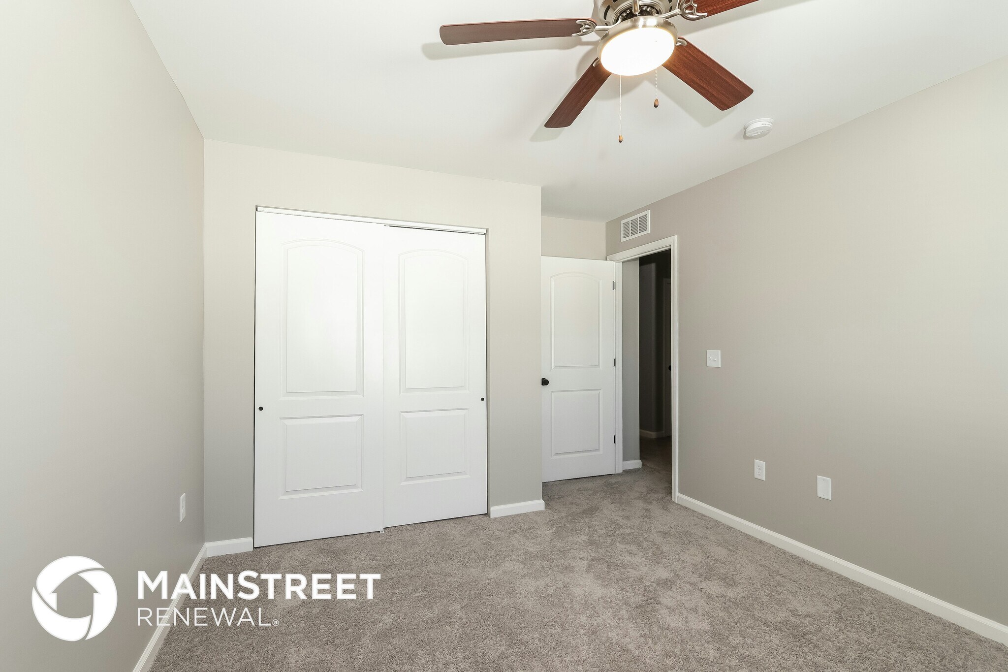 Building Photo - 2071 Paddle Wheel Dr