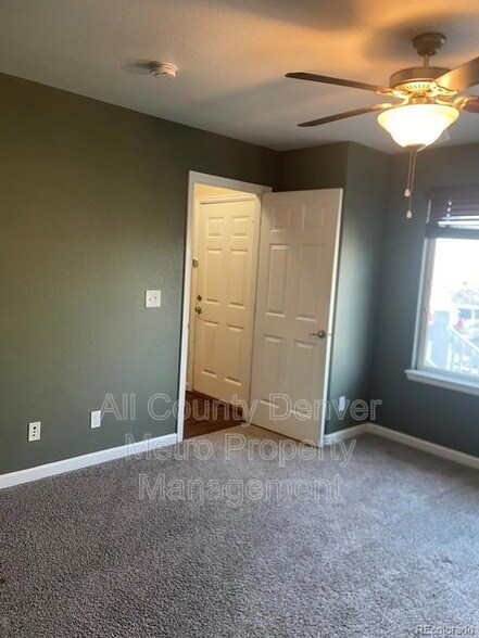 Building Photo - 5014 Everett St