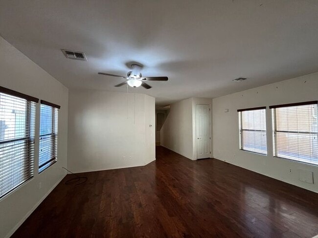 Building Photo - READY TO VIEW NOW! Recently Painted Interi...