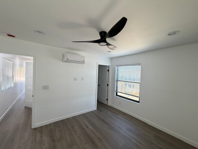 Building Photo - 3255 Landis St