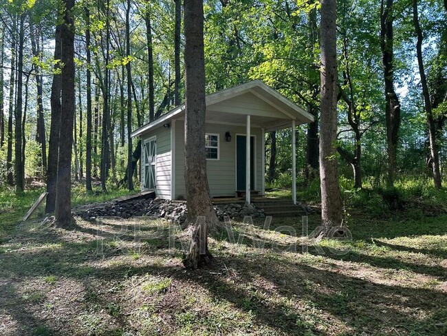 Building Photo - 4200 Willowdale Ct