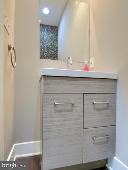 Building Photo - 3822 Manayunk Ave