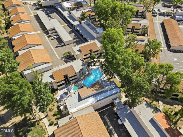 Building Photo - 28497 E Thousand Oaks Blvd