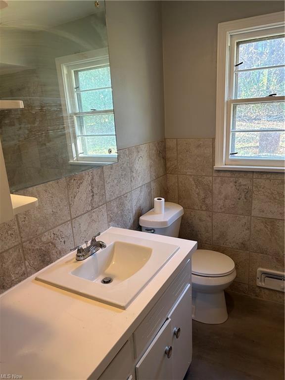 Building Photo - 2540 Elm St