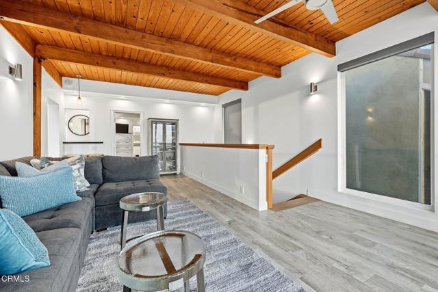 Building Photo - 3373 Ocean Dr