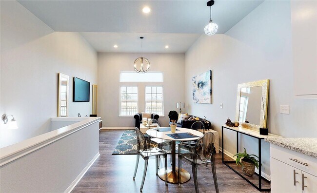 Building Photo - 4924 Paradigm Ln