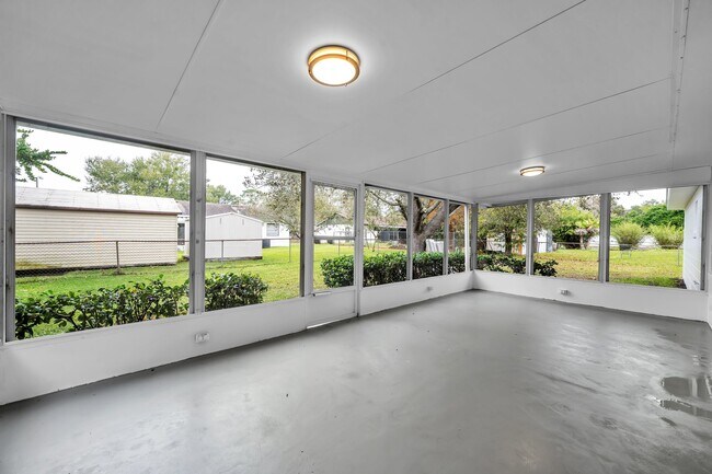 Building Photo - 3208 Socorro Ave