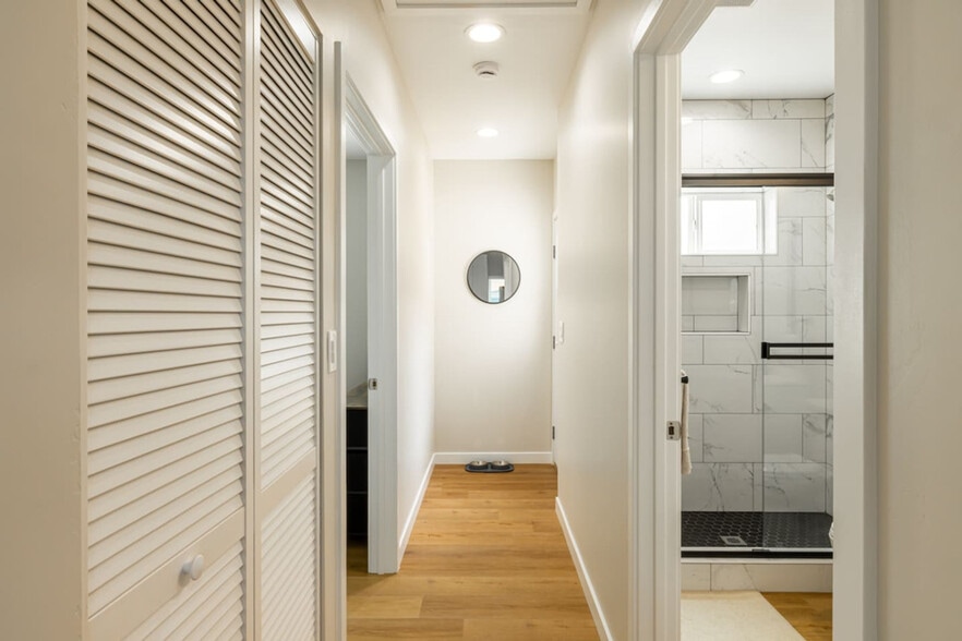 Building Photo - 8781 Blue Boy Ln