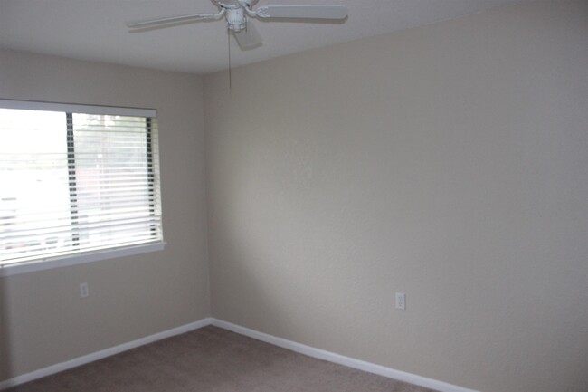Building Photo - 317 Mabry St