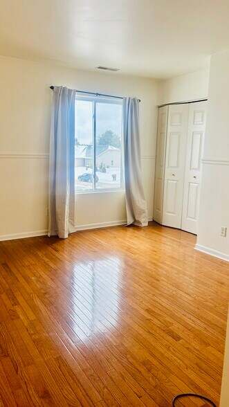 Building Photo - 7253 Chucks Way