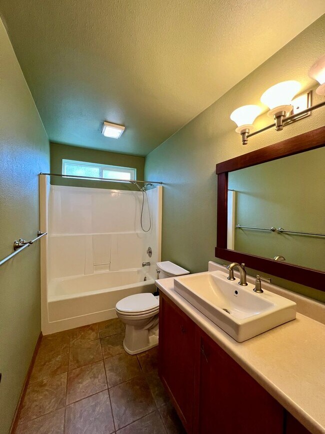 Building Photo - PENDING APPLICATION; Private 5 Acres