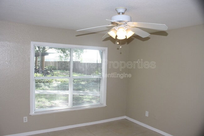 Building Photo - 7606 Pissarro Dr