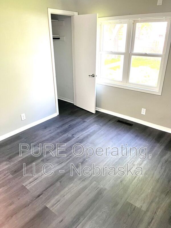 Building Photo - 2402 Ave A