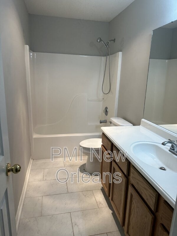 Building Photo - 1038 Sun Valley Ln