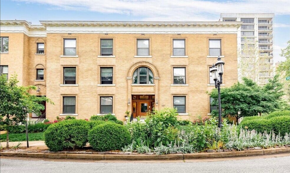 Building Photo - 4496 Maryland Ave