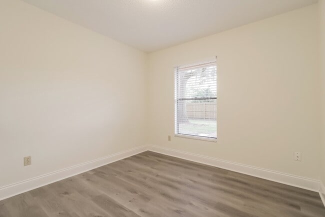 Building Photo - 3470 Paisley Cir