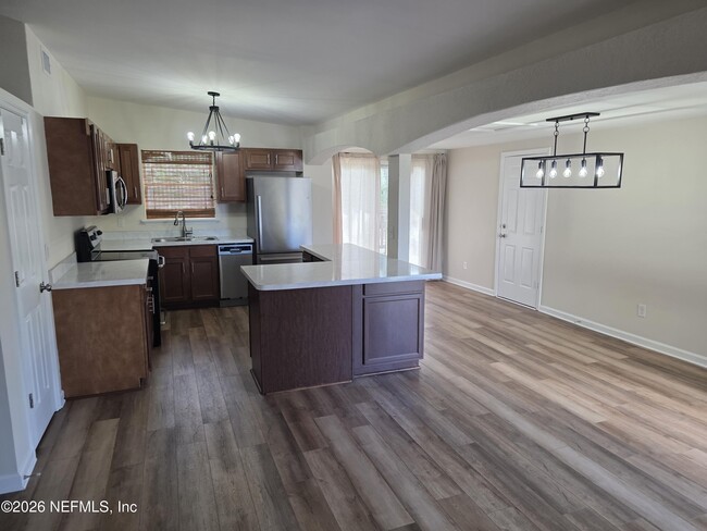 Building Photo - 3616 Toledo Rd