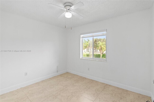 Building Photo - 17580 NW 67th Pl