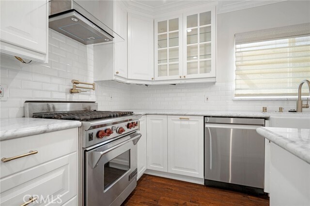 Building Photo - 1560 Ridgeway Dr