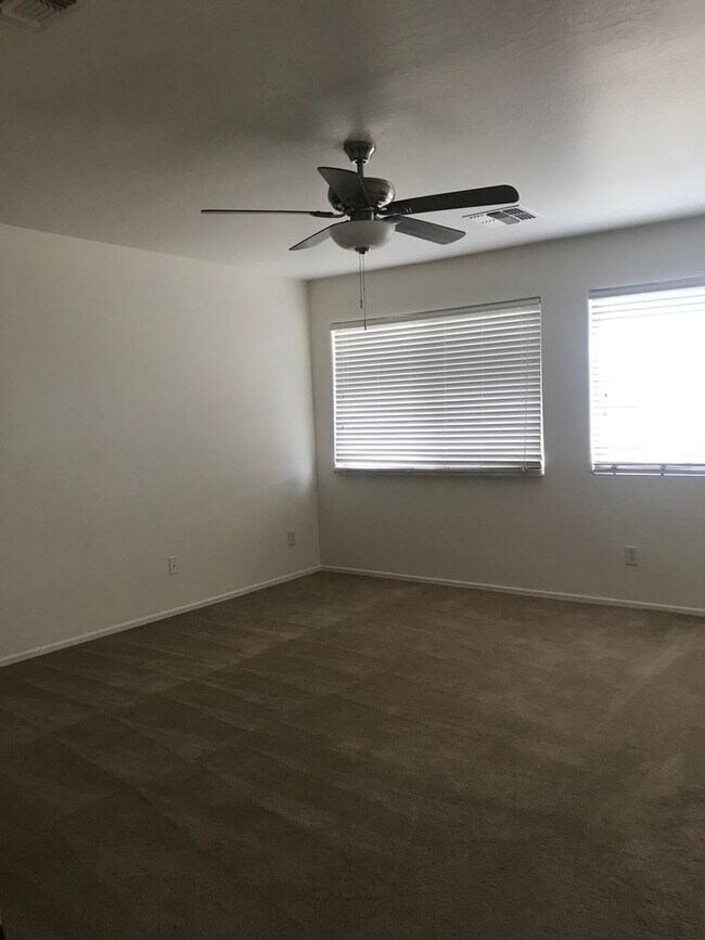 Building Photo - 14666 W Mauna Loa Ln
