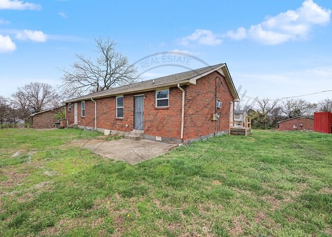Building Photo - Updated Two Bedroom Ranch w/ Special!