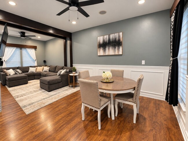Building Photo - 6 Gallant Fox Lane