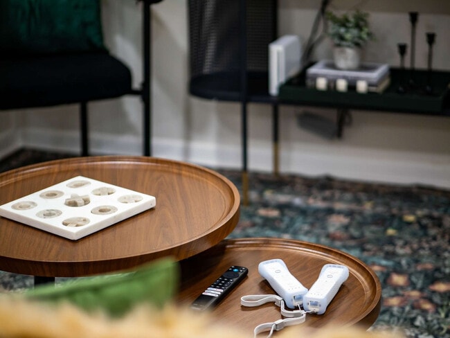 Building Photo - 5252 W 45th St