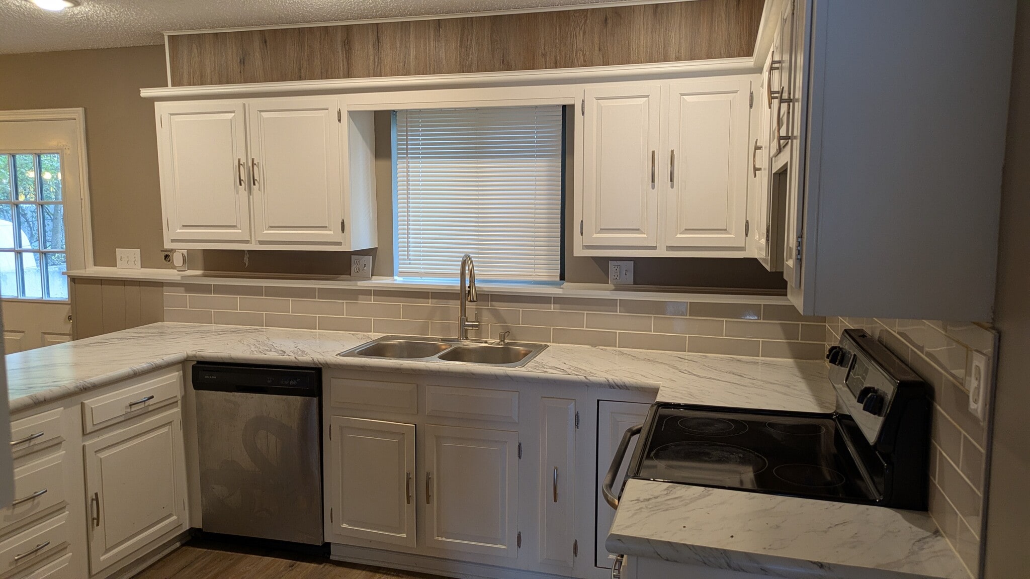 Building Photo - 10171 Haskins St