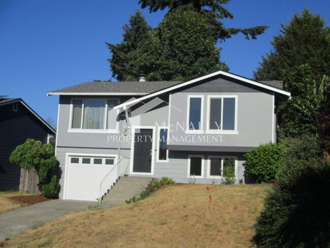 Primary Photo - 4 Bedroom, 1.75 Bathroom Home in North Tacoma