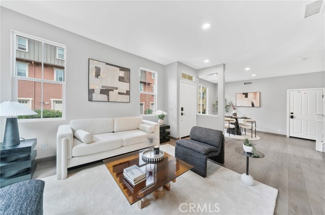 Building Photo - 311 Nimbus