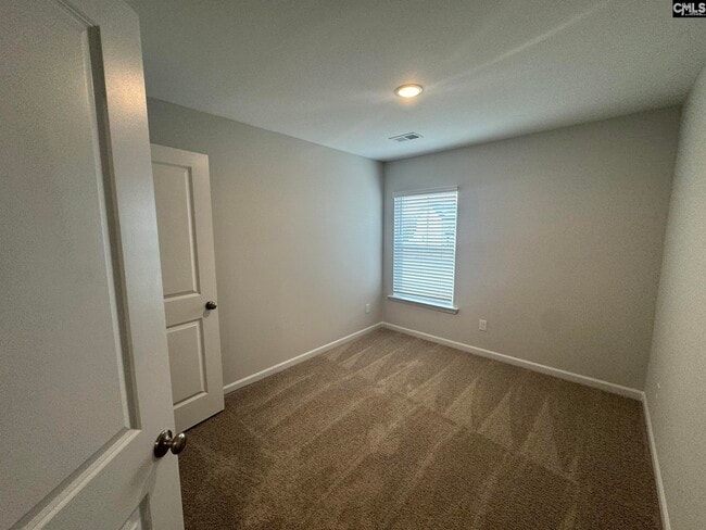 Building Photo - 127 Carr Ln