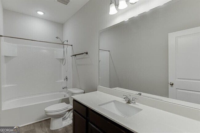 Building Photo - 145 Alexander Ln